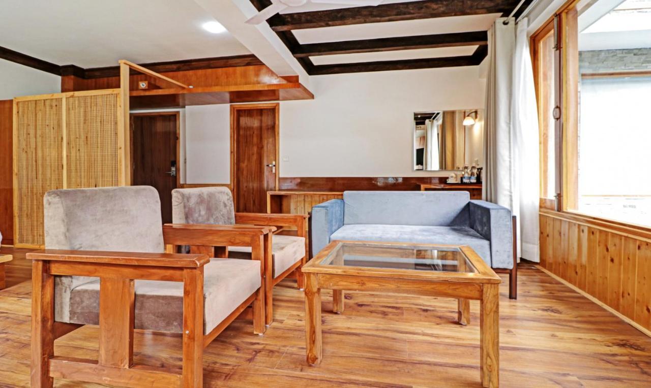 Hotel Treebo Premium Sattva With Mountain View à Manāli Extérieur photo