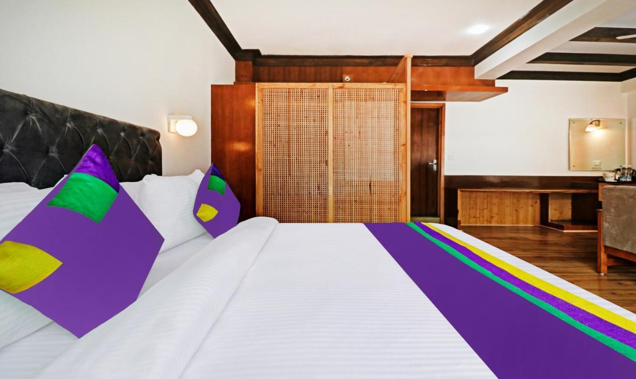 Hotel Treebo Premium Sattva With Mountain View à Manāli Extérieur photo